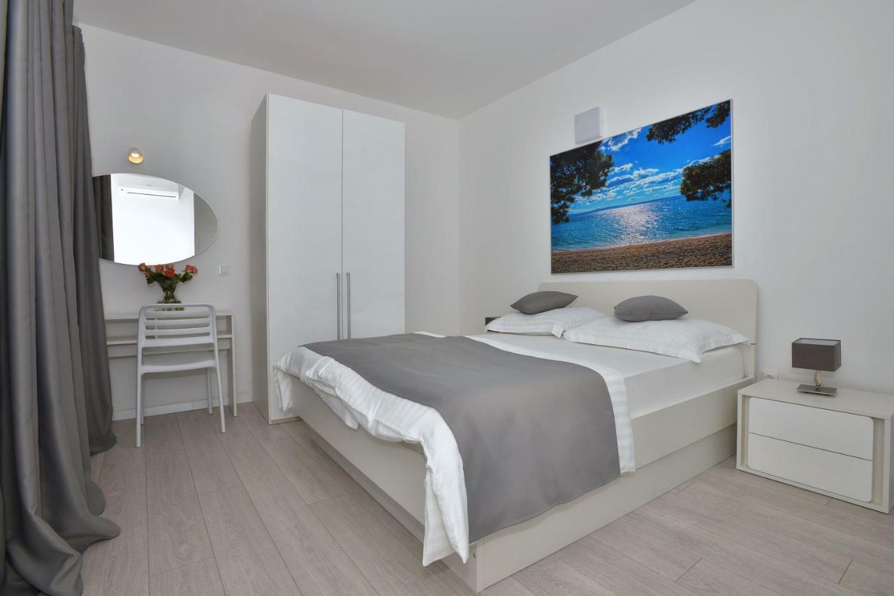 Dalmatia Apartament *